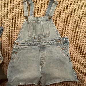 Rolla’s denim short overalls
